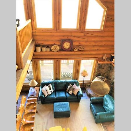 Red Rock Ranch Log Cabin: Large, Fully Furnished 에스칼란테 외부 사진